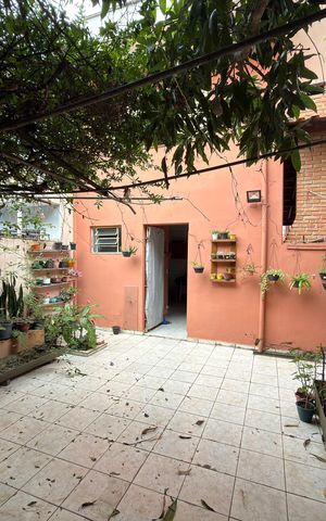 Casa à venda com 256m², 3 quartos e 2 vagasQuintal 