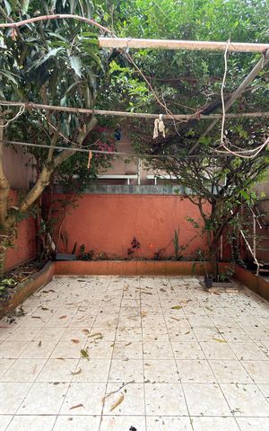 Casa à venda com 256m², 3 quartos e 2 vagasQuintal 