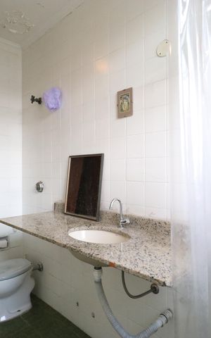 Casa à venda com 411m², 4 quartos e 6 vagasBanheiro 3