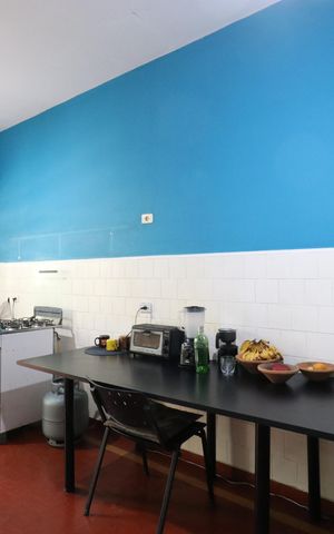 Casa à venda com 411m², 4 quartos e 6 vagasCozinha 2