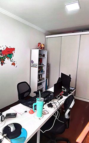 Casa à venda com 189m², 4 quartos e 2 vagas Casa à venda com 189m², 4 quartos e 2 vagasQuarto 2