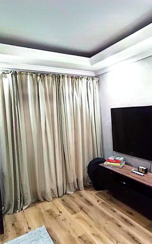 Casa à venda com 189m², 4 quartos e 2 vagas Casa à venda com 189m², 4 quartos e 2 vagasSala