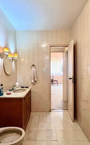 Apartamento à venda com 139m², 3 quartos e sem vaga Apartamento à venda com 139m², 3 quartos e sem vagaBanheiro
