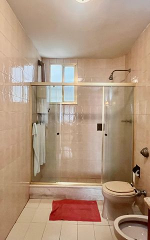 Apartamento à venda com 139m², 3 quartos e sem vaga Apartamento à venda com 139m², 3 quartos e sem vagaBanheiro