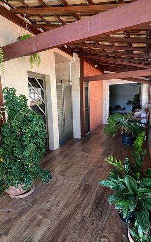 Apartamento à venda com 400m², 5 quartos e 4 vagas Apartamento à venda com 400m², 5 quartos e 4 vagasÁrea externa