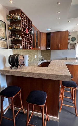 Apartamento à venda com 400m², 5 quartos e 4 vagas Apartamento à venda com 400m², 5 quartos e 4 vagasSala 2