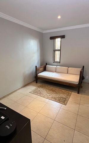Apartamento à venda com 400m², 5 quartos e 4 vagas Apartamento à venda com 400m², 5 quartos e 4 vagasSala