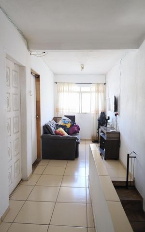 Casa à venda com 470m², 3 quartos e 4 vagasCasa 2 - Sala