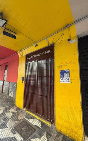 Apartamento à venda com 40m², 1 quarto e sem vaga Apartamento à venda com 40m², 1 quarto e sem vagaFachada