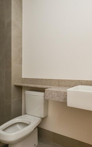 Apartamento à venda com 74m², 2 quartos e 2 vagas Apartamento à venda com 74m², 2 quartos e 2 vagasBanheiro Suíte