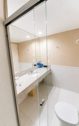 Studio para alugar com 36m², 1 quarto e 1 vaga Studio para alugar com 36m², 1 quarto e 1 vagaBanheiro