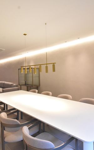 Casa de condomínio à venda com 266m², 3 quartos e 2 vagasSala