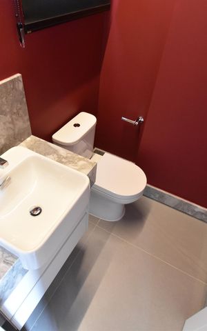 Casa de condomínio à venda com 266m², 3 quartos e 2 vagasLavabo do Ático