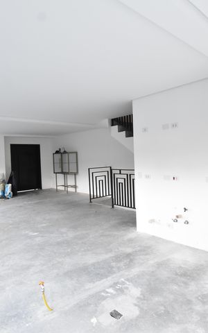 Casa de condomínio à venda com 266m², 3 quartos e 2 vagasSala/Cozinha