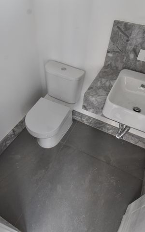 Casa de condomínio à venda com 266m², 3 quartos e 2 vagasCobertura