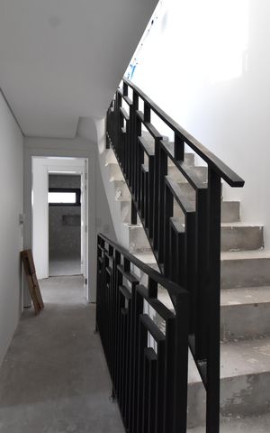 Casa de condomínio à venda com 266m², 3 quartos e 2 vagasCorredor
