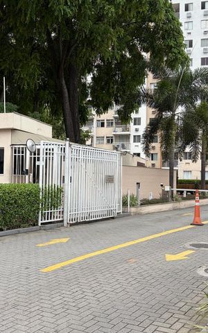Apartamento à venda com 46m², 2 quartos e 1 vaga Apartamento à venda com 46m², 2 quartos e 1 vagaFachada