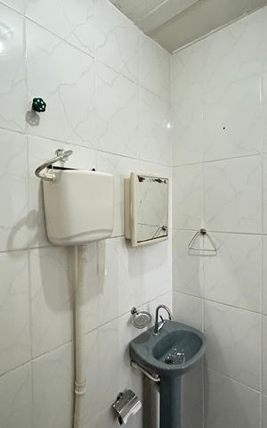 Casa para alugar com 60m², 1 quarto e sem vagaBanheiro