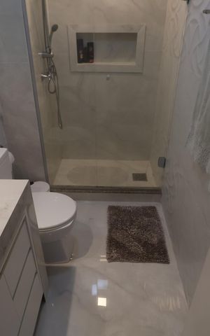 Apartamento à venda com 84m², 3 quartos e 2 vagasBanheiro