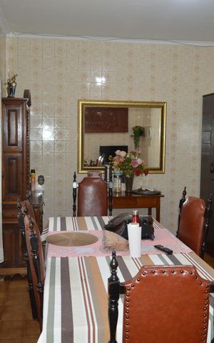 Casa para alugar com 222m², 3 quartos e 2 vagasCopa