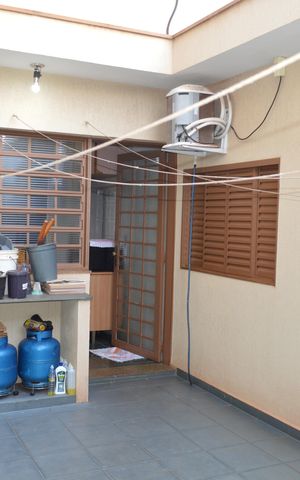 Casa para alugar com 222m², 3 quartos e 2 vagasÁrea de Serviço