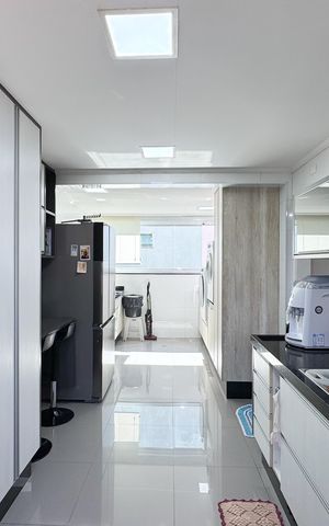 Apartamento à venda com 150m², 3 quartos e 2 vagasCozinha 