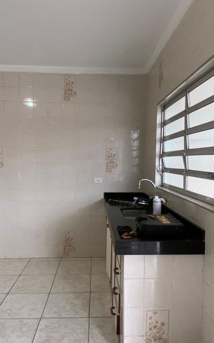 Casa para alugar com 150m², 2 quartos e 1 vaga Casa para alugar com 150m², 2 quartos e 1 vagaCozinha