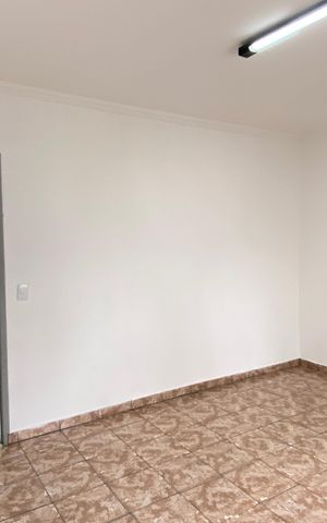 Casa para alugar com 150m², 2 quartos e 1 vaga Casa para alugar com 150m², 2 quartos e 1 vagaQuarto 1
