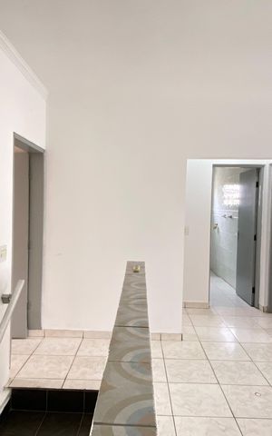 Casa para alugar com 150m², 2 quartos e 1 vaga Casa para alugar com 150m², 2 quartos e 1 vagaSala