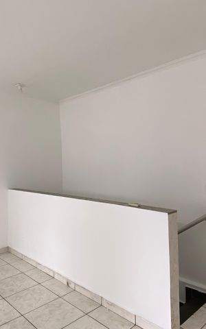 Casa para alugar com 150m², 2 quartos e 1 vaga Casa para alugar com 150m², 2 quartos e 1 vagaSala