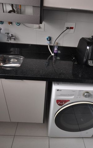 Apartamento à venda com 83m², 2 quartos e 2 vagasÁrea de Serviço