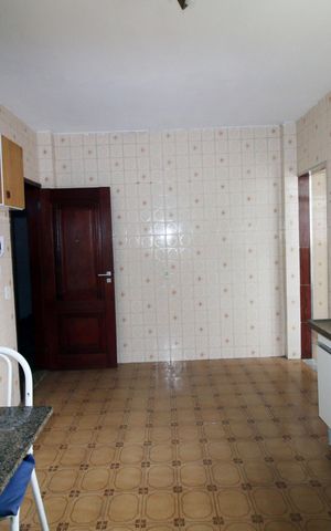Apartamento à venda com 75m², 2 quartos e 1 vagaCozinha