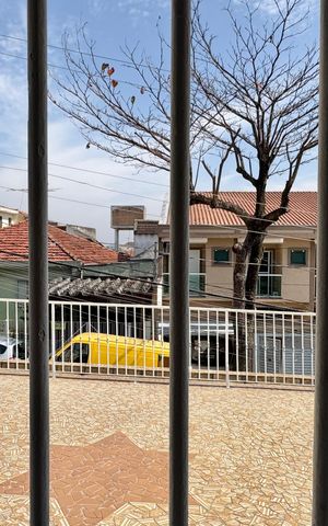 Casa para alugar com 200m², 3 quartos e 3 vagas Casa para alugar com 200m², 3 quartos e 3 vagasVista do Quarto 1