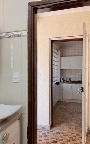 Casa para alugar com 200m², 3 quartos e 3 vagas Casa para alugar com 200m², 3 quartos e 3 vagasBanheiro de serviço