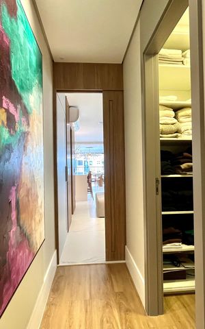 Apartamento à venda com 143m², 2 quartos e 2 vagas Apartamento à venda com 143m², 2 quartos e 2 vagasCorredor
