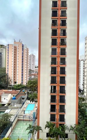 Apartamento à venda com 143m², 2 quartos e 2 vagas Apartamento à venda com 143m², 2 quartos e 2 vagasVista da Suíte 2