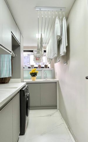 Apartamento à venda com 143m², 2 quartos e 2 vagas Apartamento à venda com 143m², 2 quartos e 2 vagasÁrea de Serviço