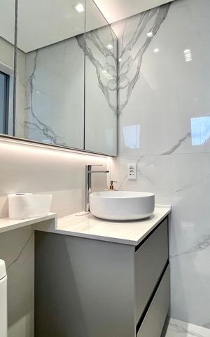 Apartamento à venda com 143m², 2 quartos e 2 vagas Apartamento à venda com 143m², 2 quartos e 2 vagasBanheiro da Suíte 1