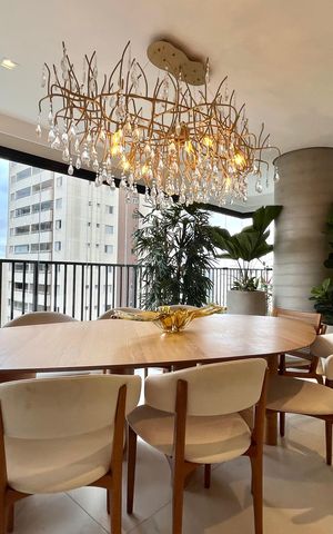 Apartamento à venda com 143m², 2 quartos e 2 vagas Apartamento à venda com 143m², 2 quartos e 2 vagasSala