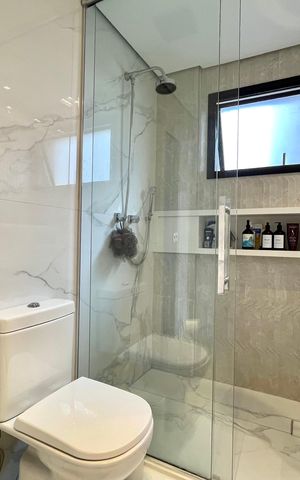 Apartamento à venda com 143m², 2 quartos e 2 vagas Apartamento à venda com 143m², 2 quartos e 2 vagasBanheiro da Suíte 2