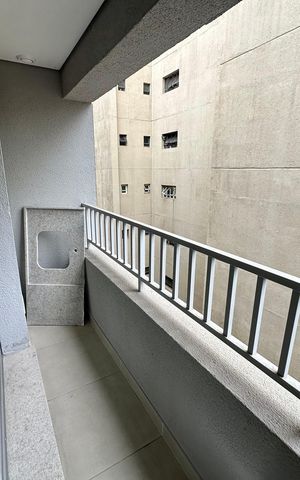 Apartamento à venda com 28m², 1 quarto e sem vaga Apartamento à venda com 28m², 1 quarto e sem vagaVaranda