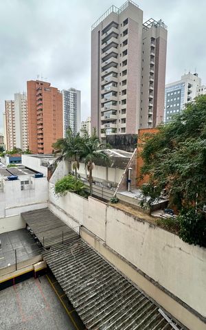 Apartamento à venda com 28m², 1 quarto e sem vaga Apartamento à venda com 28m², 1 quarto e sem vagaVaranda