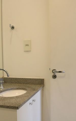 Apartamento à venda com 70m², 2 quartos e 2 vagasBanheiro 2