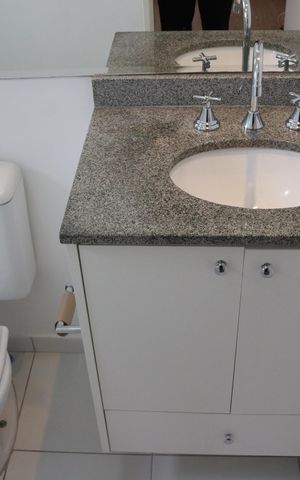 Apartamento à venda com 70m², 2 quartos e 2 vagasBanheiro 1