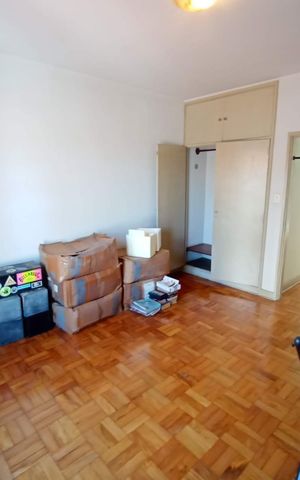 Casa à venda com 310m², 3 quartos e 3 vagas Casa à venda com 310m², 3 quartos e 3 vagasQuarto 3