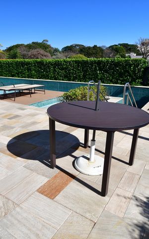 Apartamento à venda com 80m², 2 quartos e 3 vagasÁrea comum - Piscina