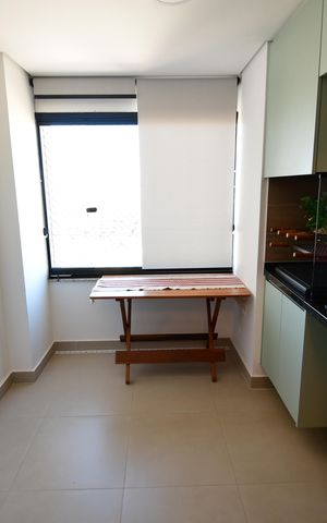Apartamento à venda com 80m², 2 quartos e 3 vagasVaranda gourmet