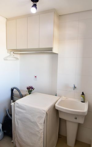 Apartamento à venda com 80m², 2 quartos e 3 vagasÁrea de Serviço