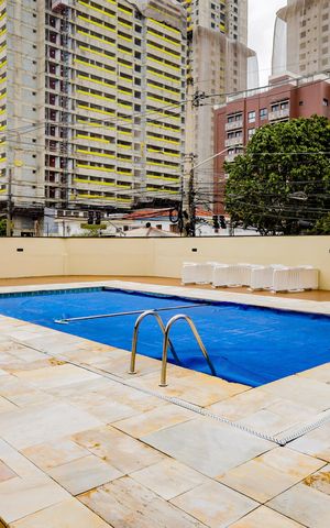 Apartamento à venda com 120m², 3 quartos e 2 vagas Apartamento à venda com 120m², 3 quartos e 2 vagasPiscina