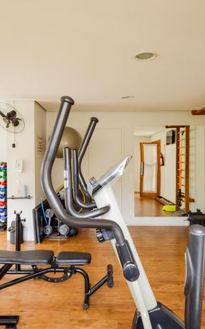 Apartamento à venda com 120m², 3 quartos e 2 vagas Apartamento à venda com 120m², 3 quartos e 2 vagasAcademia